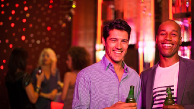 10 Reasons Why Every Guy Should Have A Wingman